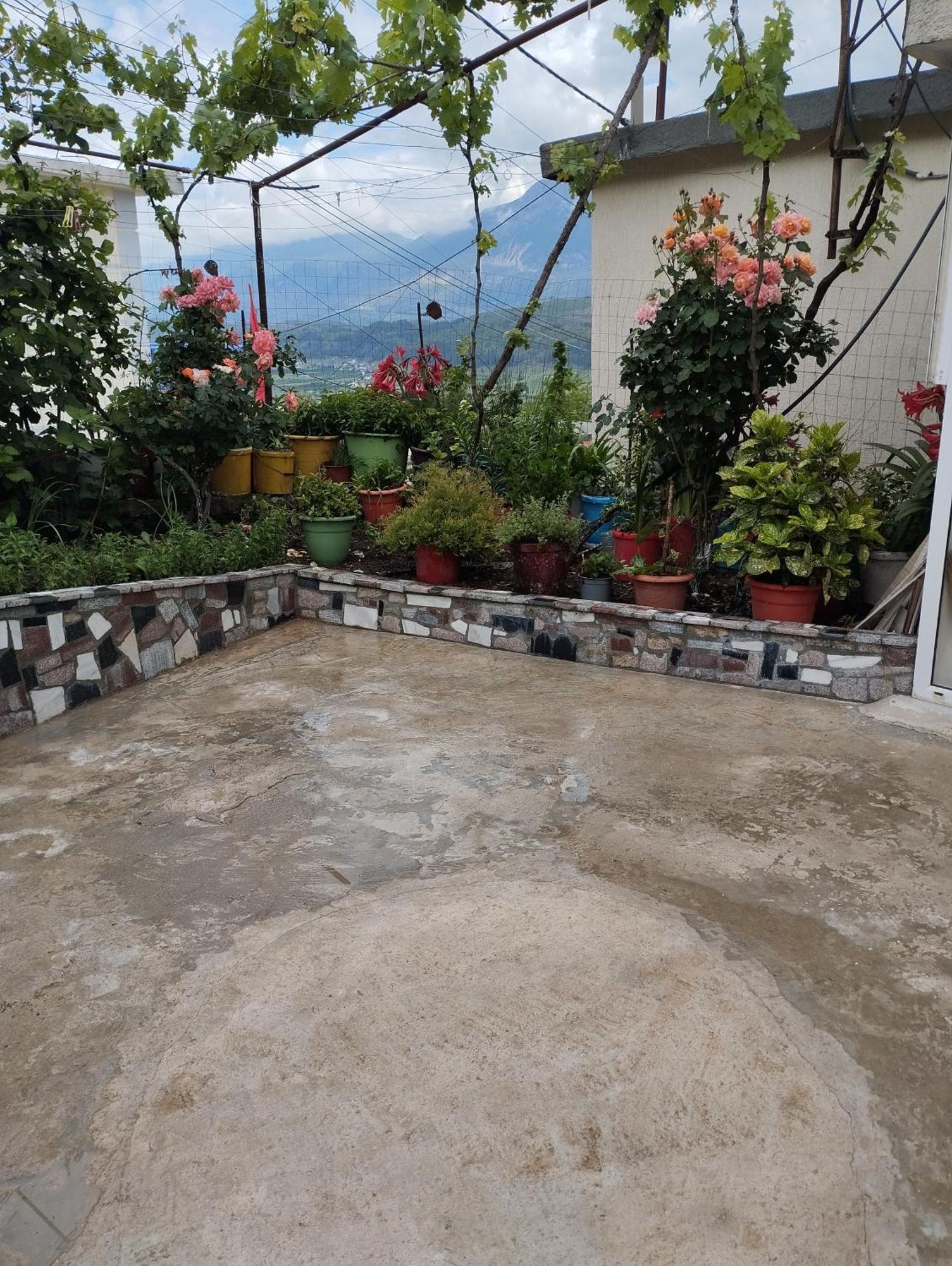 Rondo Guesthouse Gjirokastër Dış mekan fotoğraf